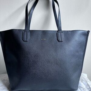 DKNY Saffiano Black Tote Bag. DKNY